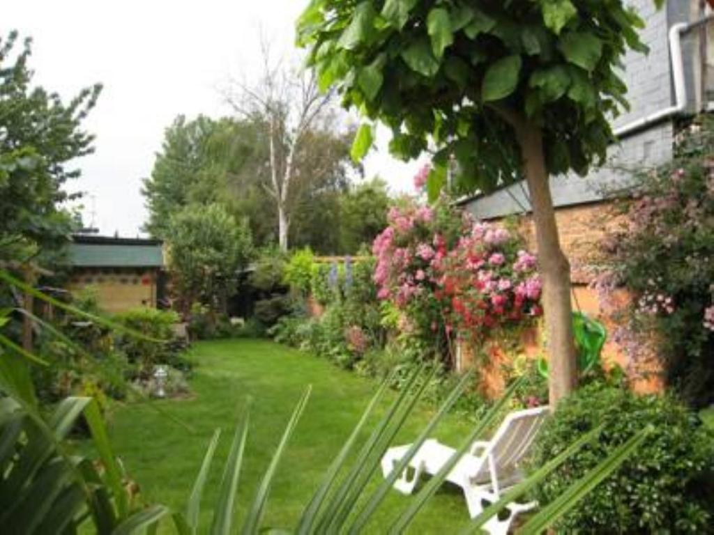 Chambre D'Hotes Rue Des Fougeres Bed & Breakfast Louviers Eksteriør bilde